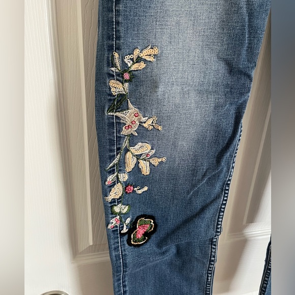 Desigual Jeans, Women size 30. NWT. - Picture 8 of 16